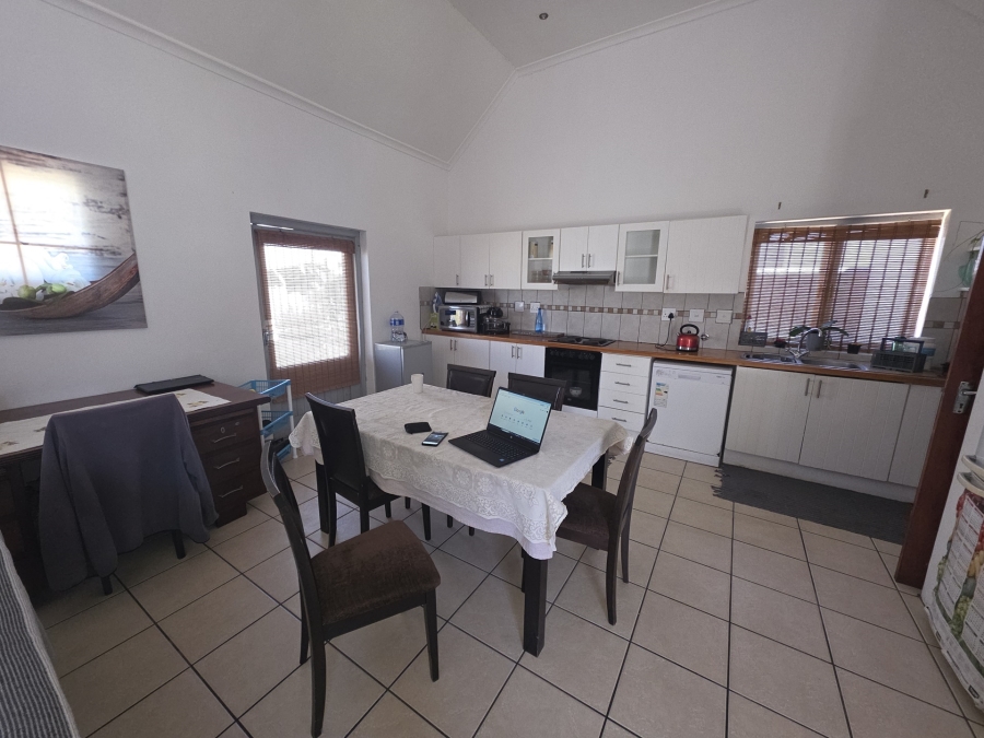 2 Bedroom Property for Sale in Bredasdorp Western Cape